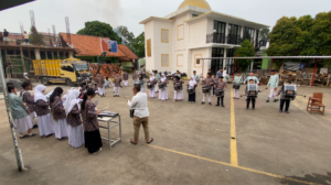 Latihan marching band hari Rabu, 22 April 2026 terasa semakin seru dengan perlengkapan alat yang sudah lengkap! 🥁🎺